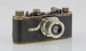 W którym roku wynaleziono aparat fotograficzny? Oto zaskakujące fakty