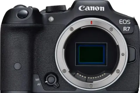 Canon EOS R7 – zaawansowany aparat z matrycą, gotowy do uchwycenia każdej chwili.