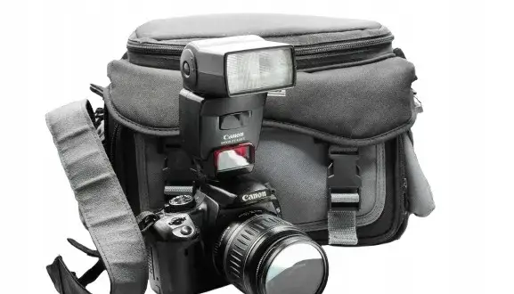 Lustrzanka Canon 400D - poznaj jej możliwości i opinie użytkowników