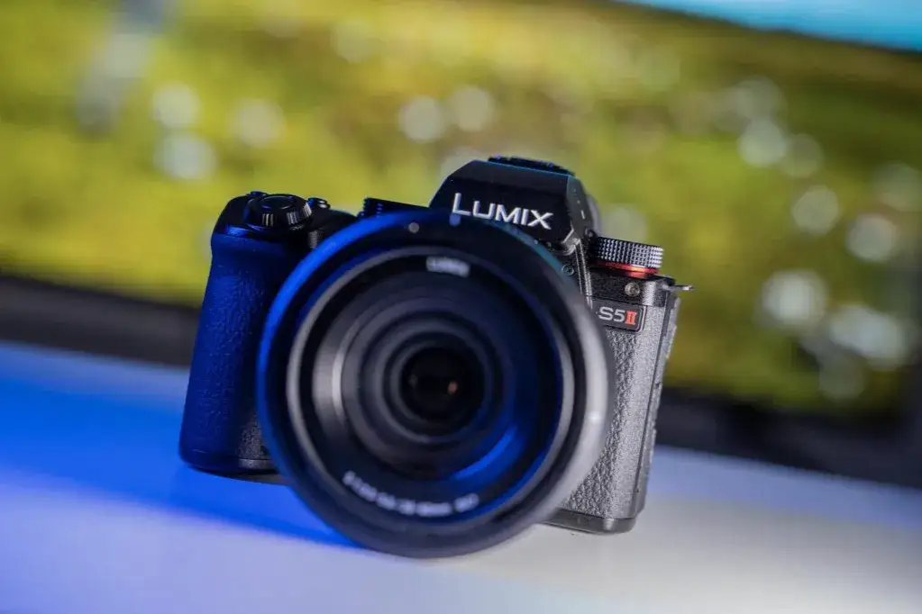 Zdjęcie Panasonic lustrzanka – najlepsze modele i ich kluczowe funkcje